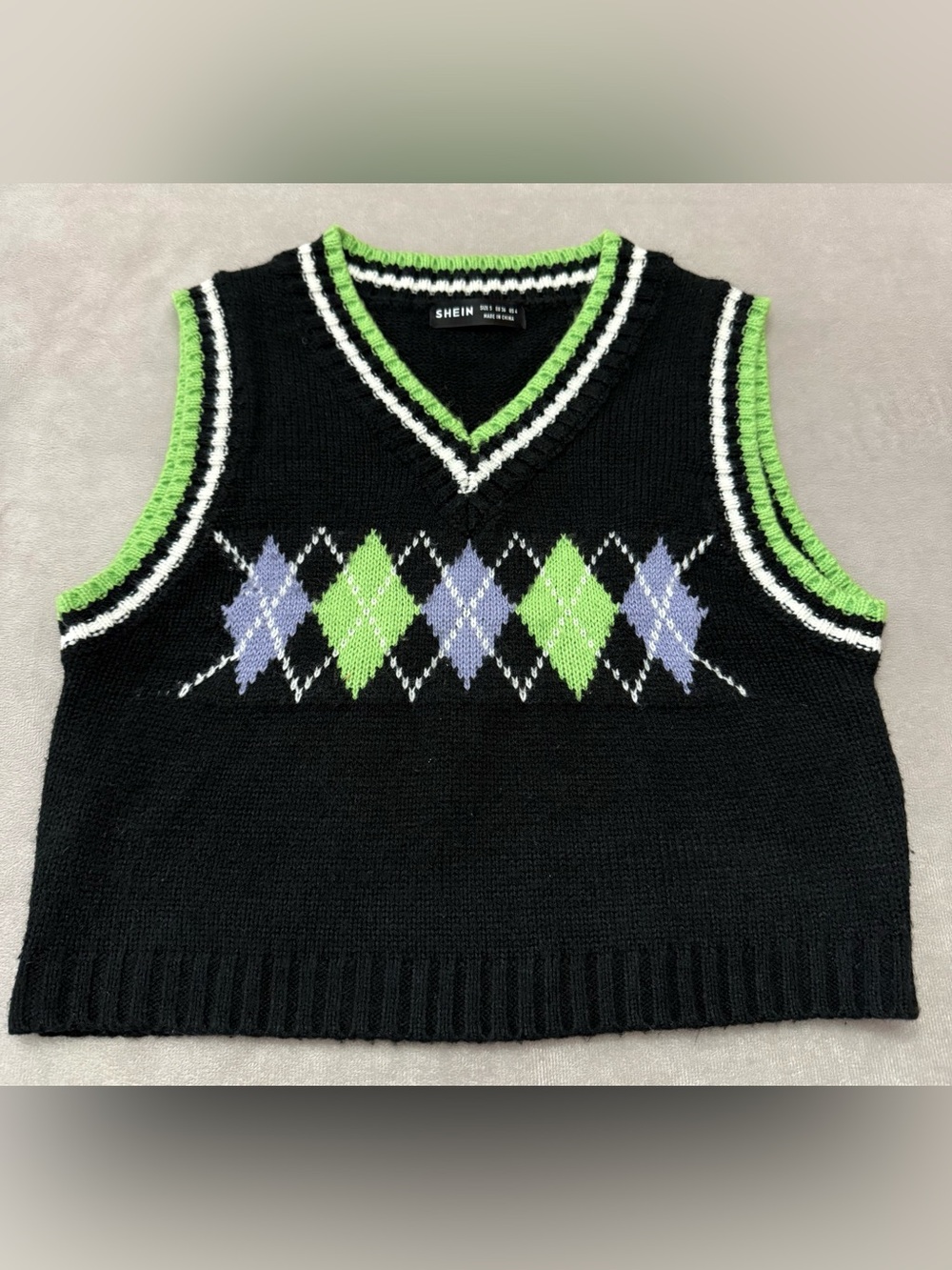 SHEIN Argyle Knit Sweater Vest Black Green Lavender V-Neck Cropped Size Small